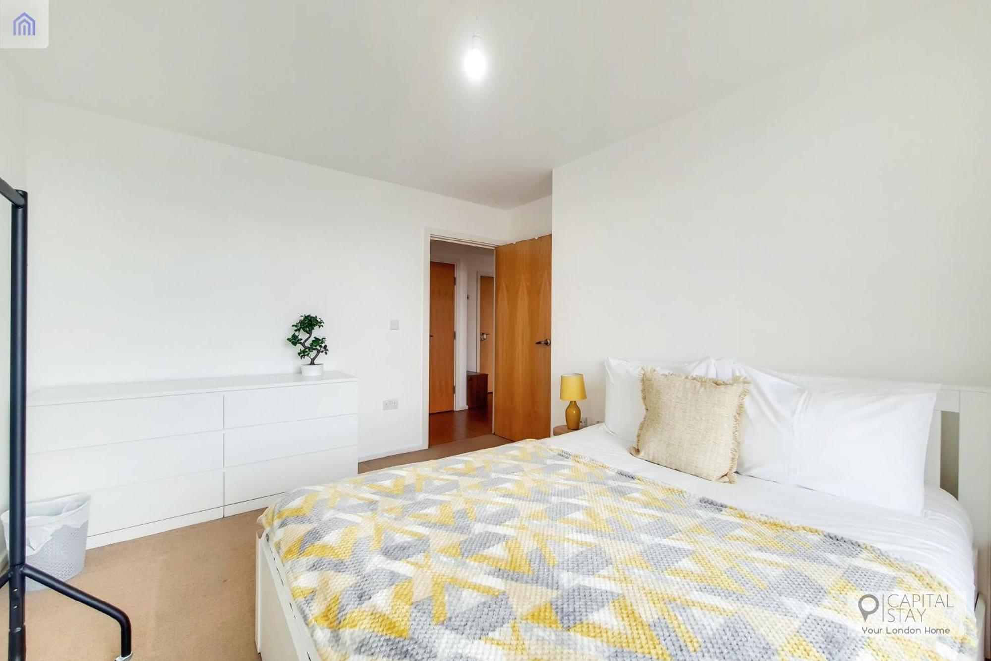 Fully Serviced Two Bed Apartment By Excel & O2 Лондон Экстерьер фото